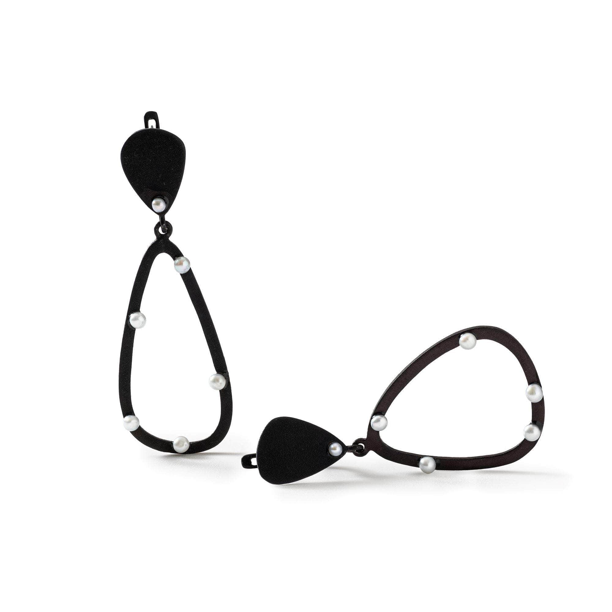 Lonoe  Iconic 925 Sterling Silver Earrings with White Cultured Micro Pearls (Anthracite-Plated)