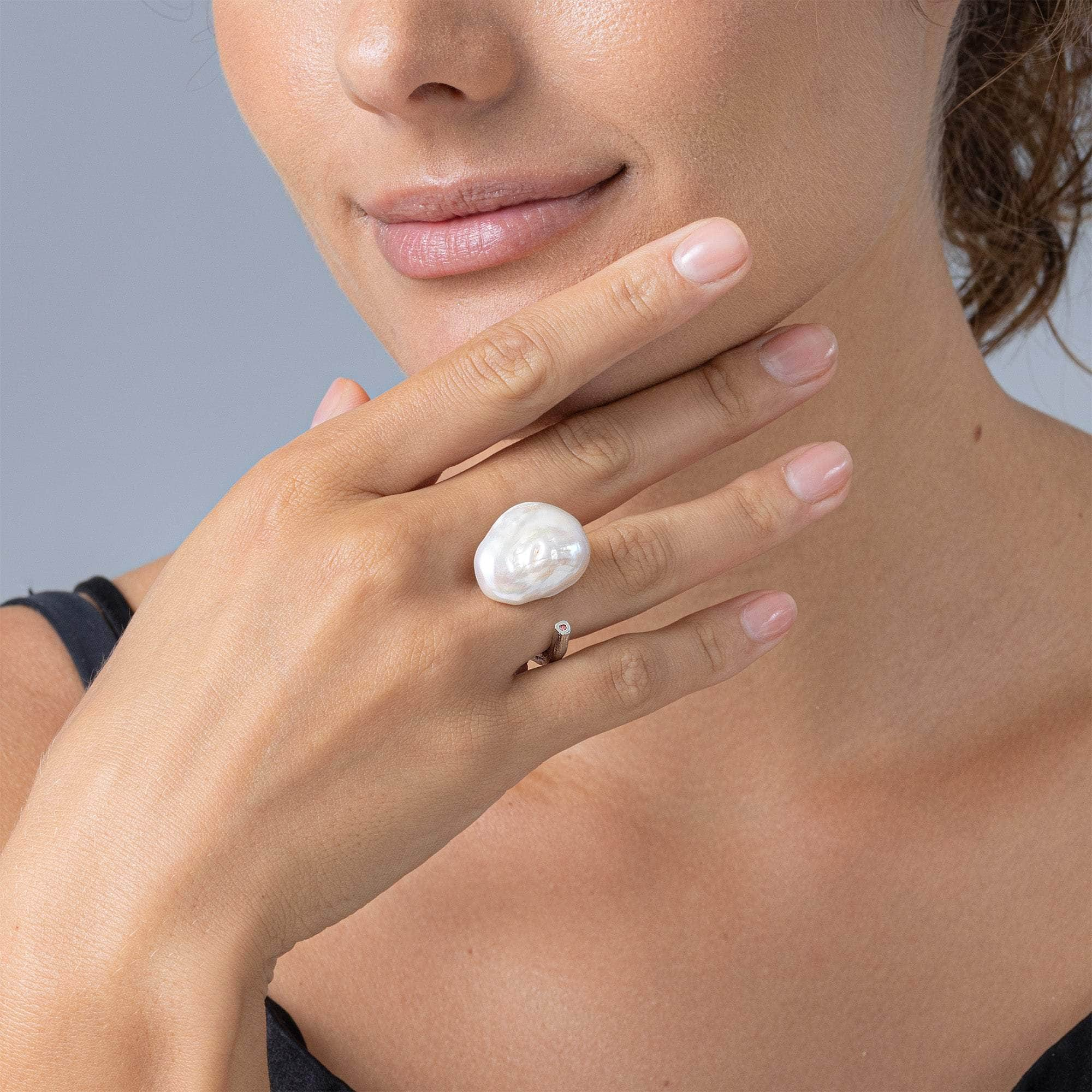 Laurel Baroque Pearl and Rhodolite Ring (White Rhodium) GERMAN KABIRSKI