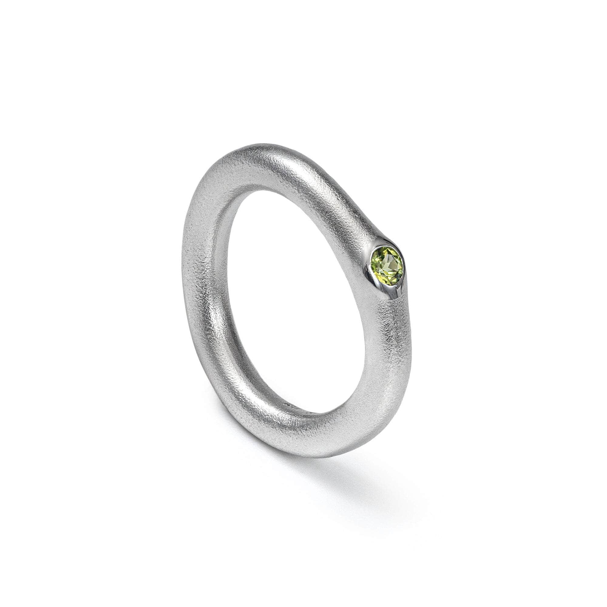 Lente Peridot Ring GERMAN KABIRSKI