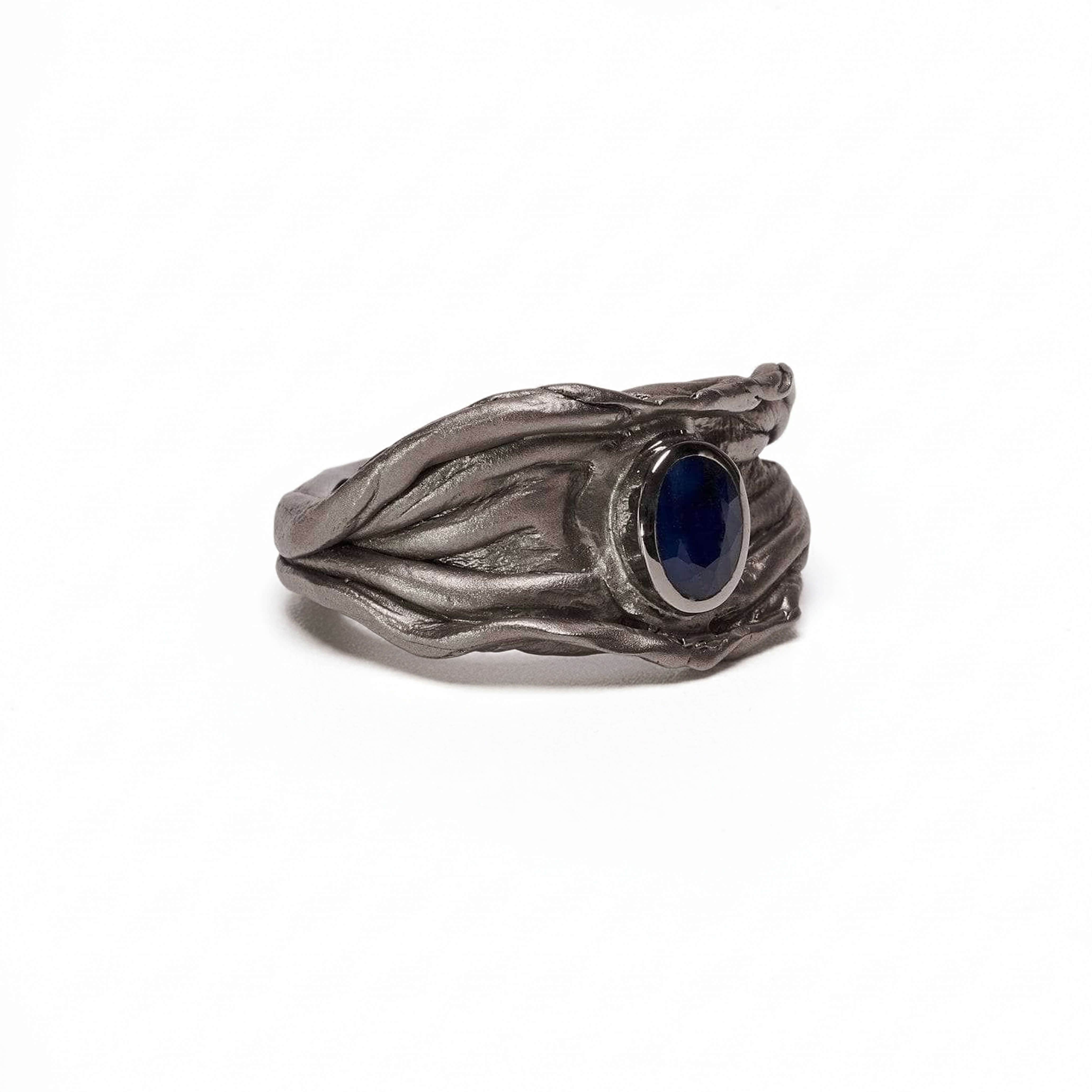 Morel Blue Sapphire Ring
