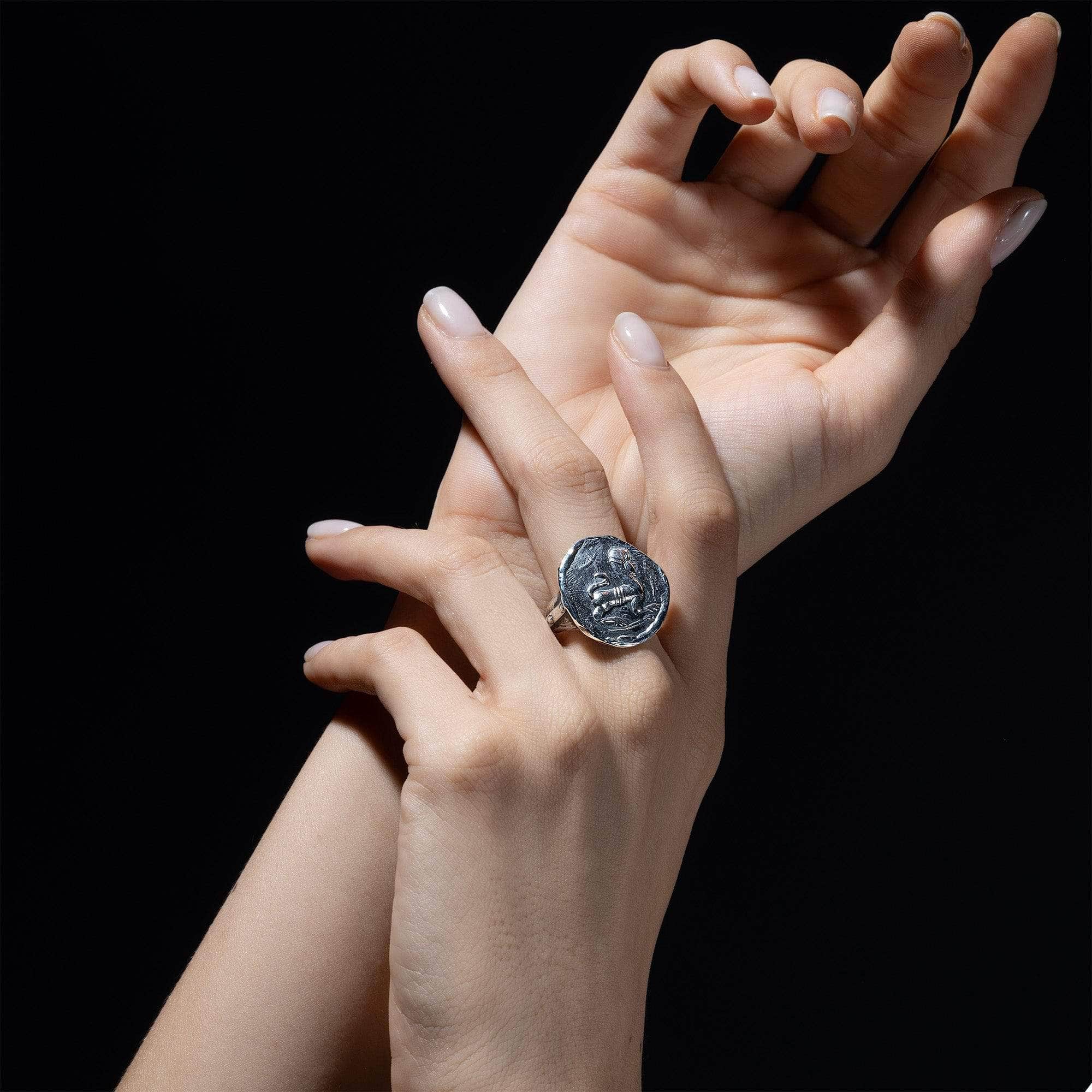 Oxidized 925 Silver Ring with Ancient Lion Warrior Seal