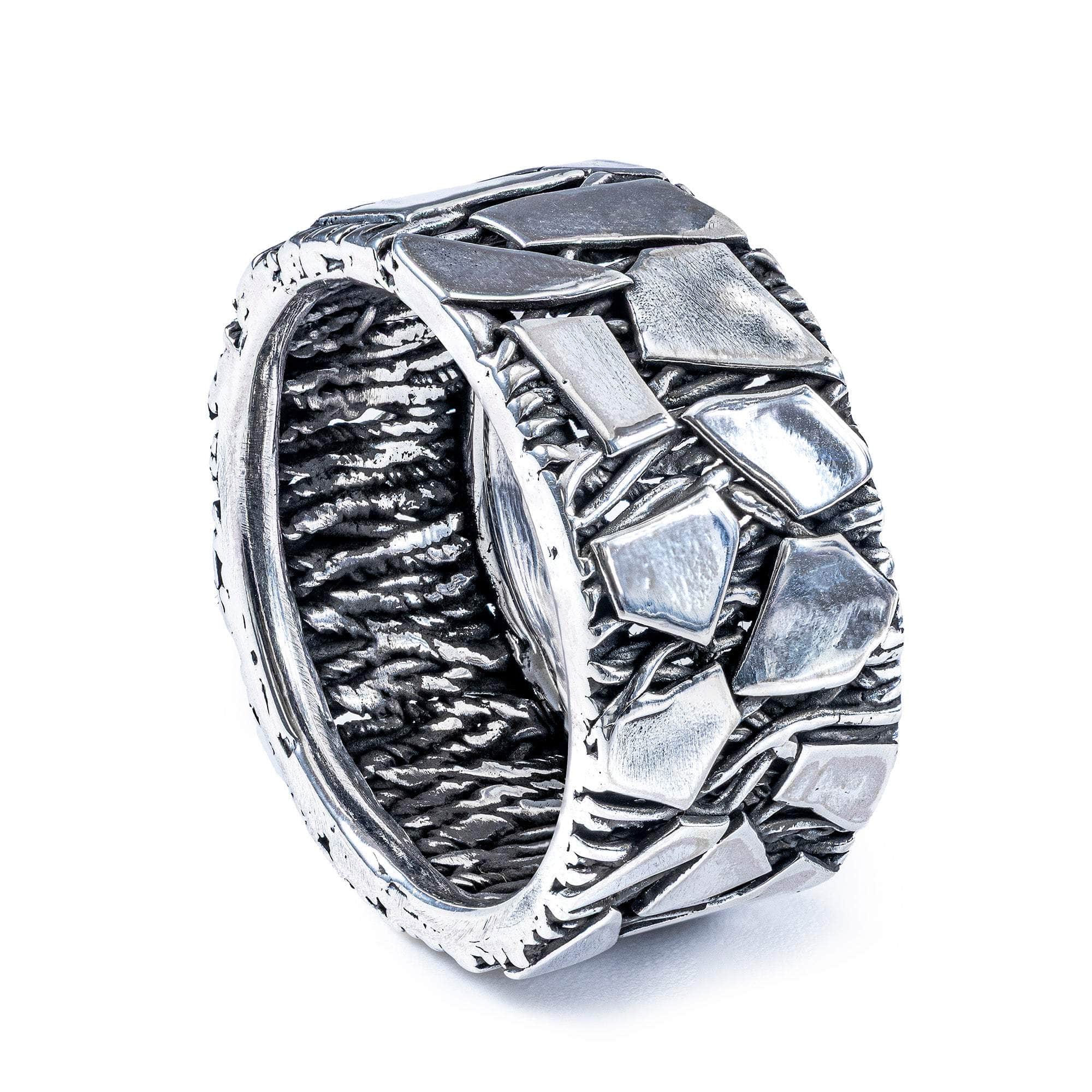 Pavois Oxidized 925 Silver Brutalist Ring with Shard-Like Texture
