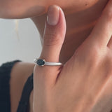 Ariadne Blue Sapphire Ring (White Rhodium)