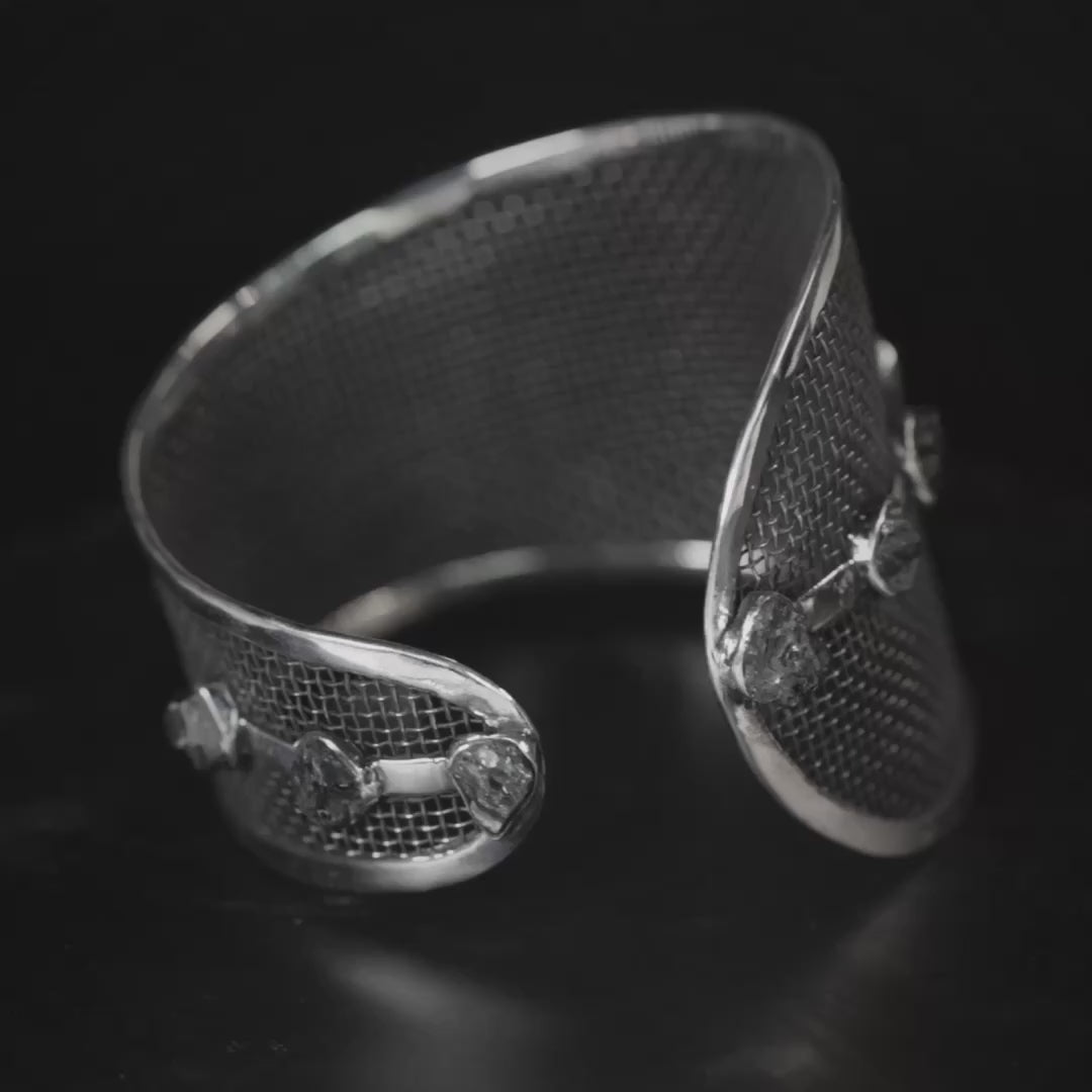 Espalier Oxidized 925 Silver & Titanium Mesh Bracelet with Raw Sapphire