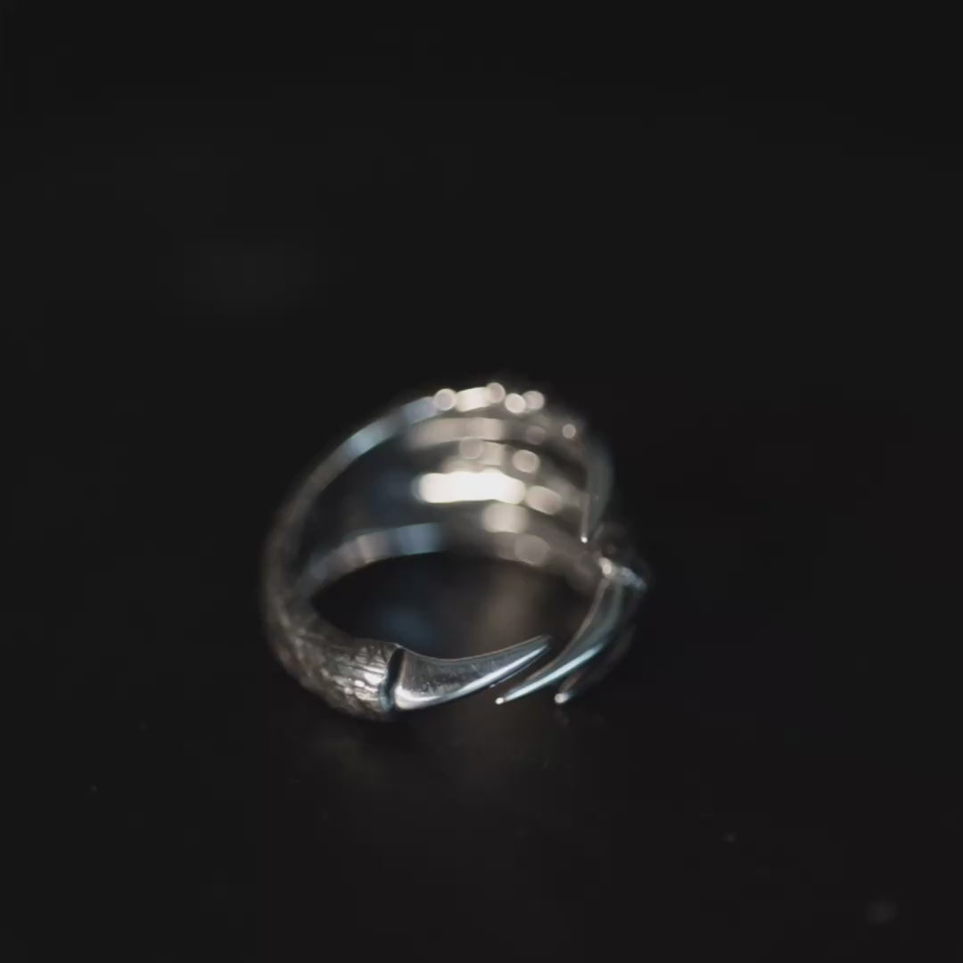 Phalanx Rugged Silver Ring with Claw-Like Structure