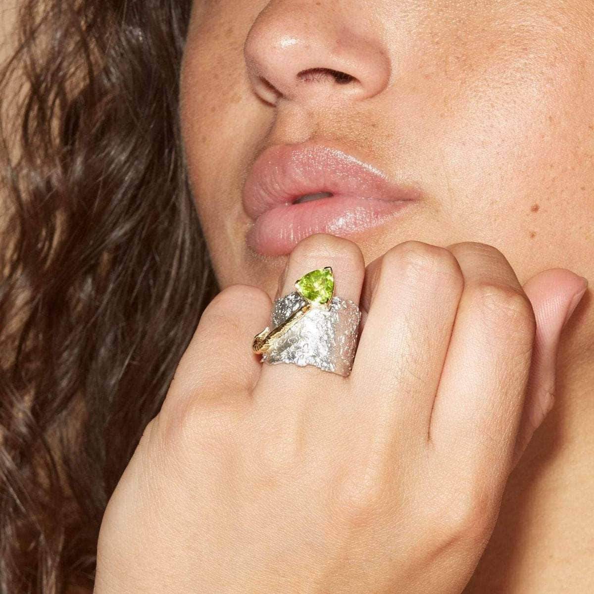 Prosperia Peridot Ring GERMAN KABIRSKI