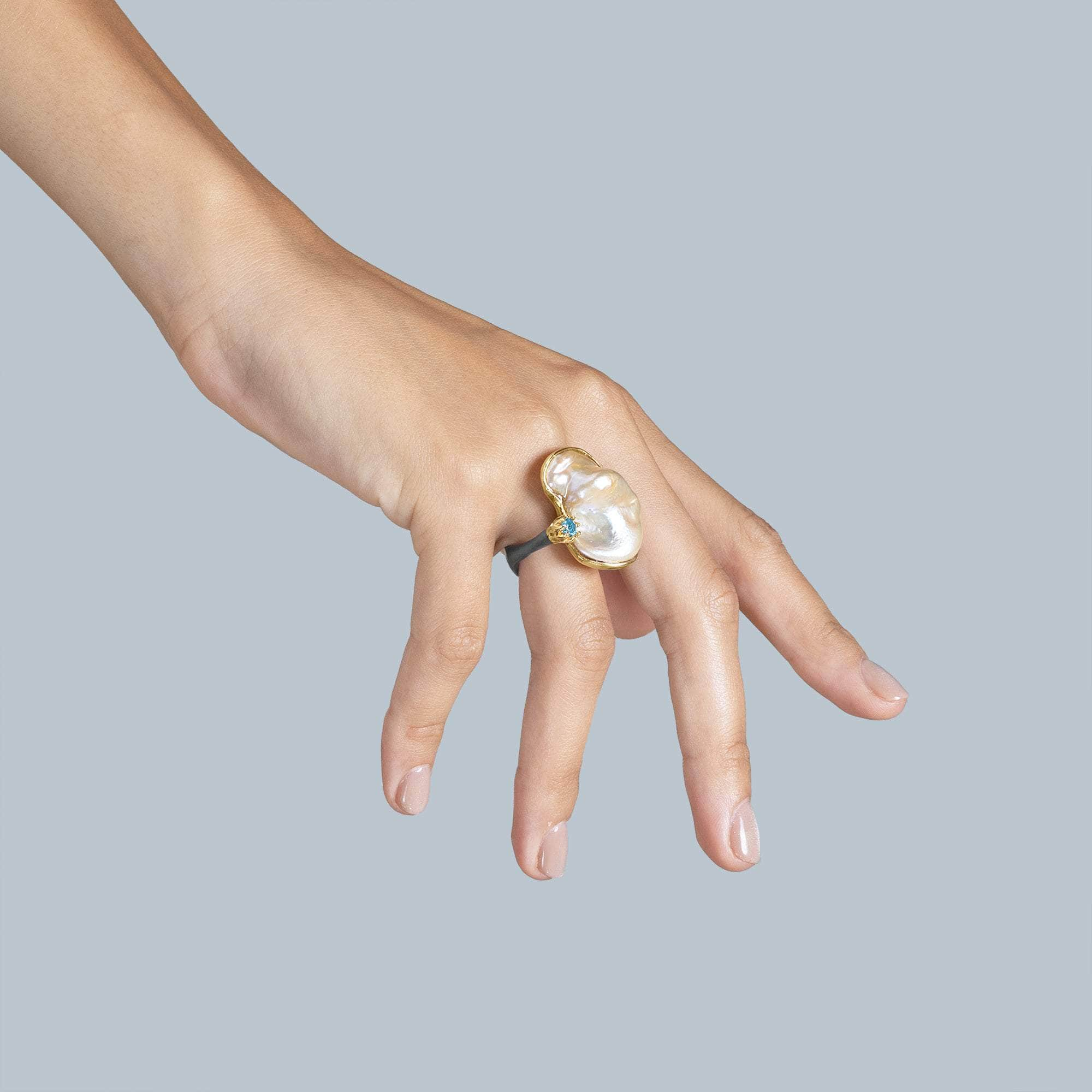 Sauber Baroque Pearl and Swiss Blue Topaz Ring (Black Rhodium, Gold 18K) GERMAN KABIRSKI