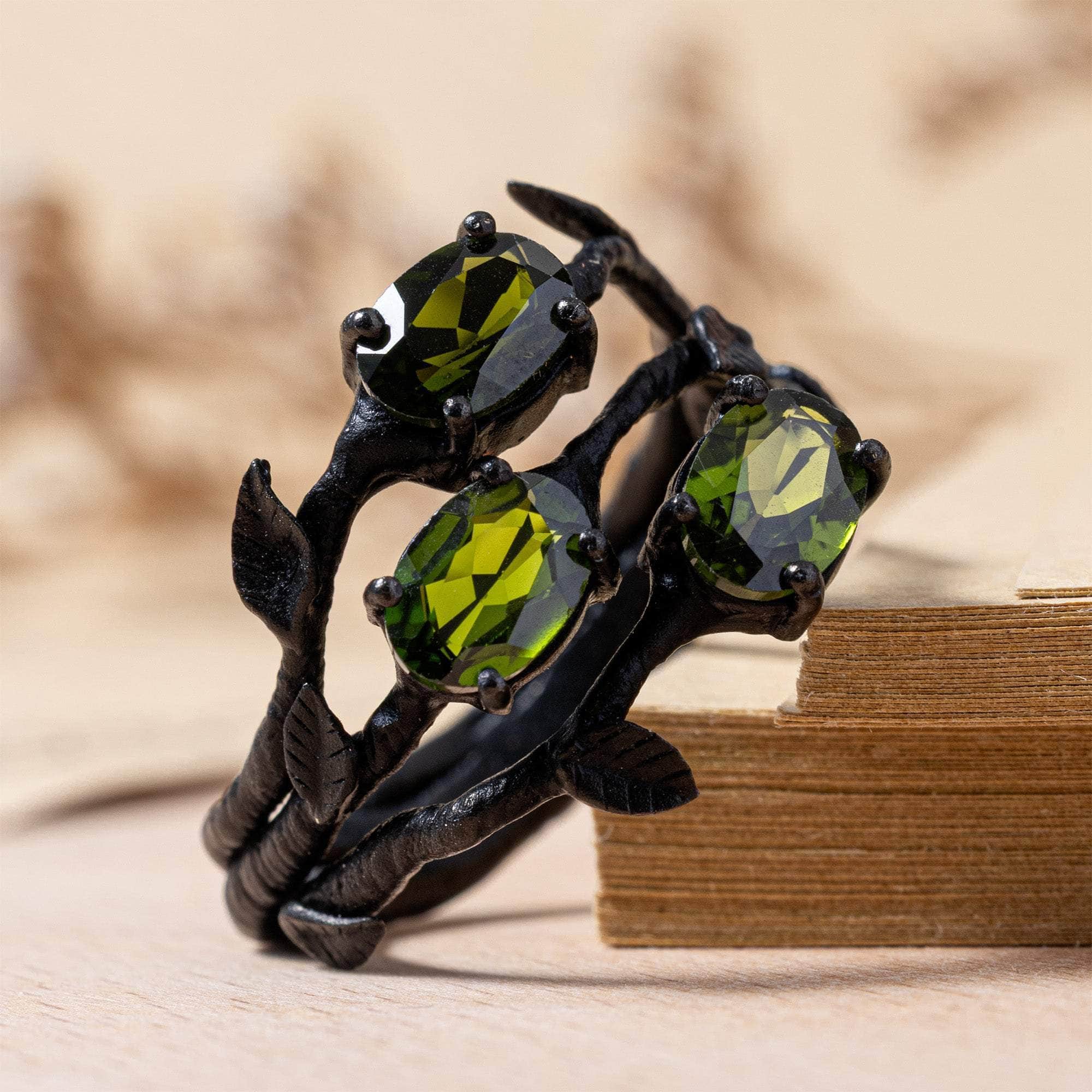 Tenebris Anthracite Plated Sterling Silver Ring with Chrome Diopside