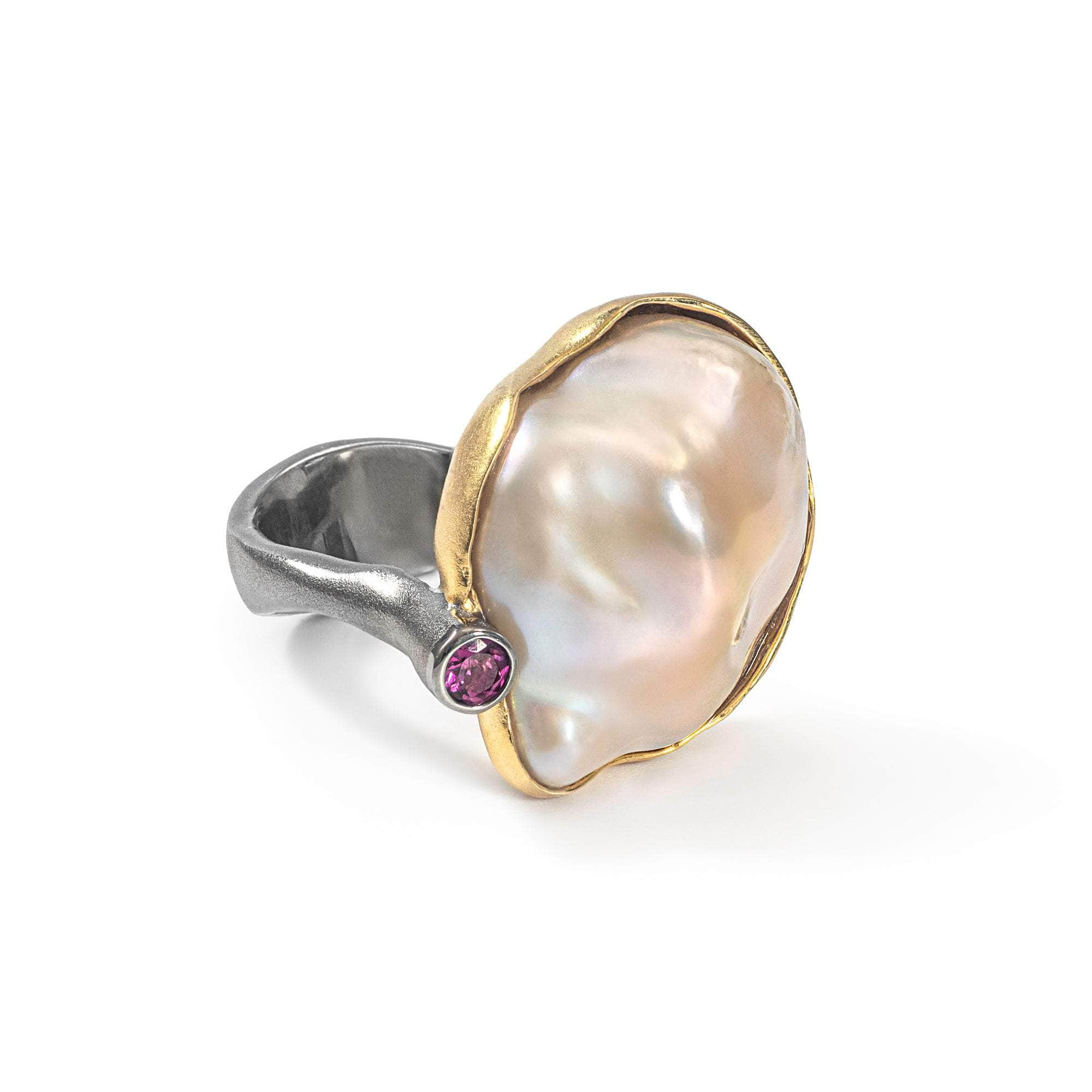 Tensenn Baroque Pearl and Rhodolite Ring (Black Ruthenium, Gold 18K) GERMAN KABIRSKI