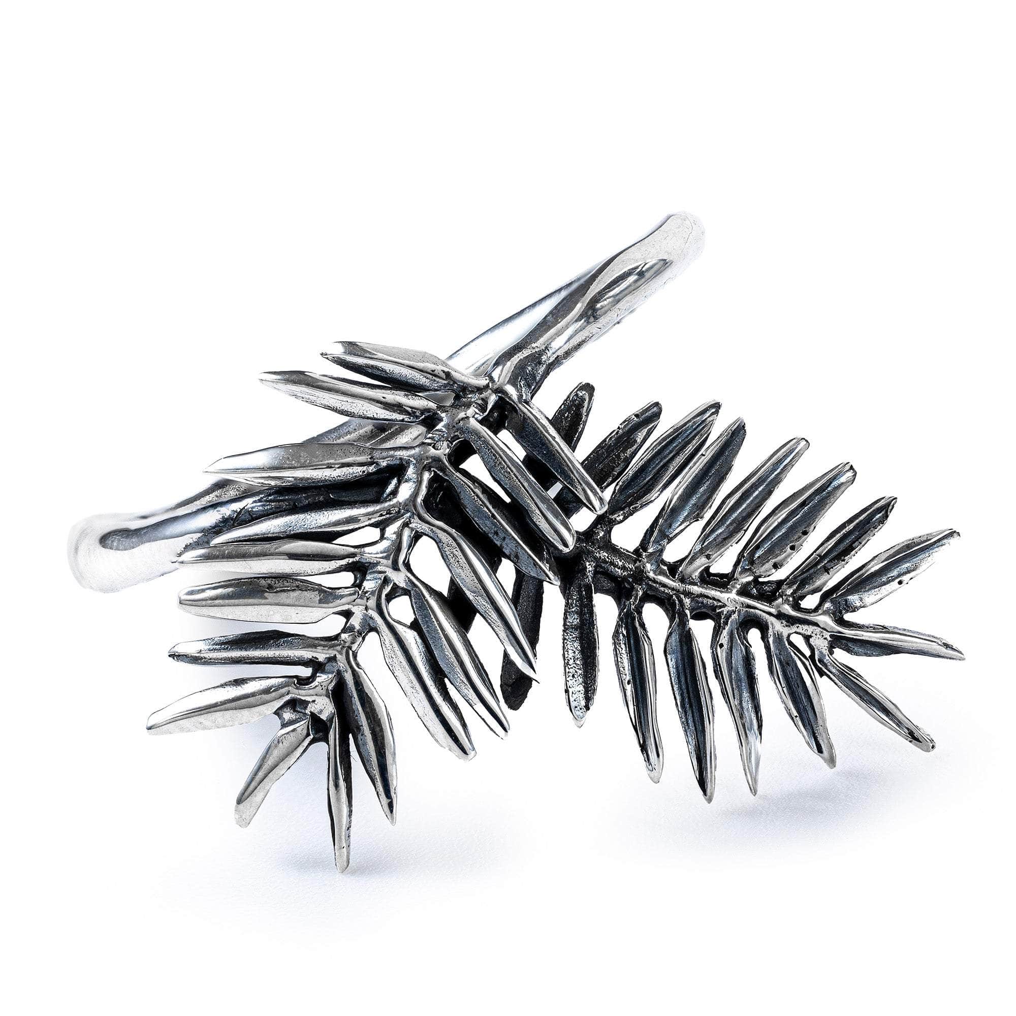 Thallus Unisex Oxidized Silver Ring with Crossed Botanical Motif