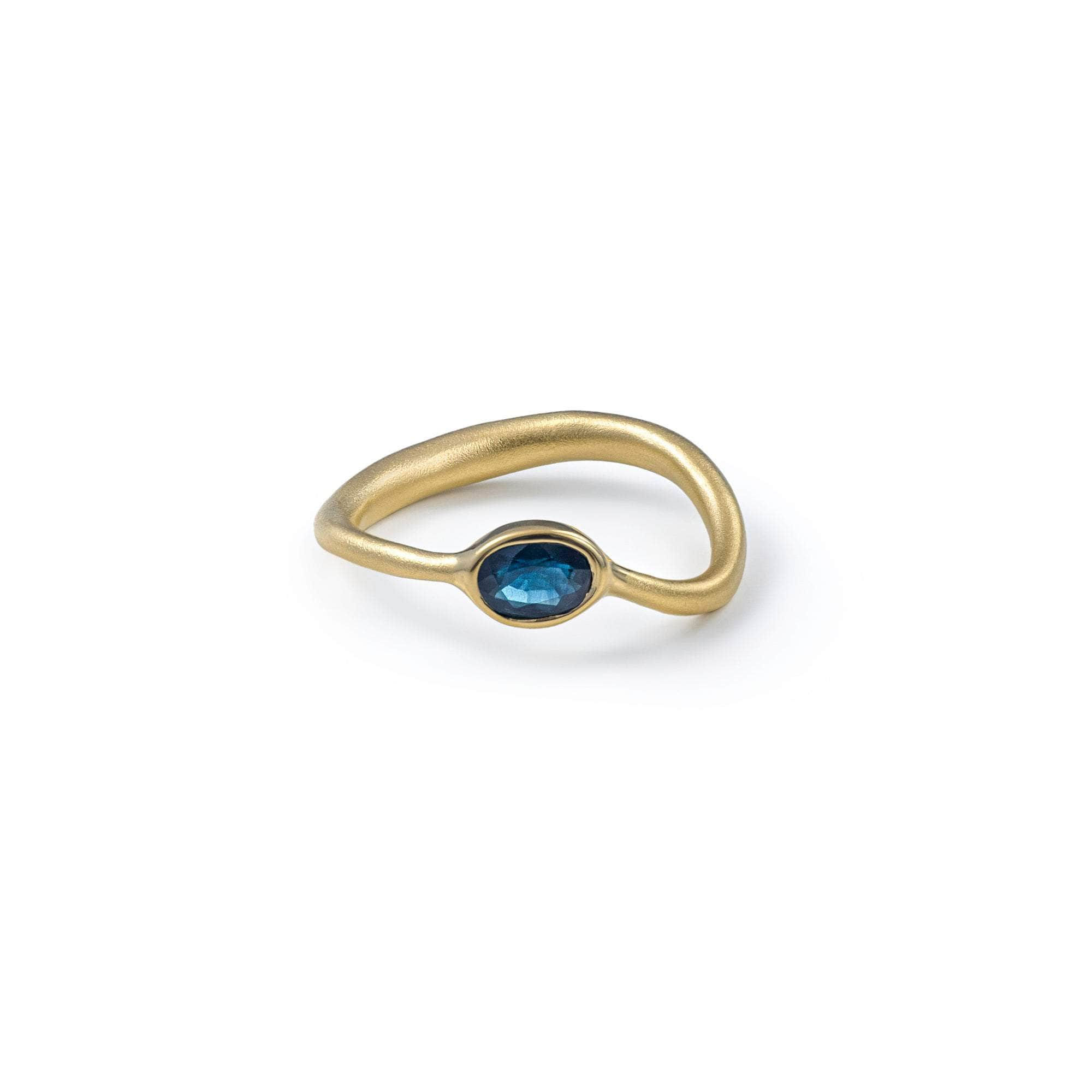 Thao Sapphire Ring (Gold 18K) GERMAN KABIRSKI