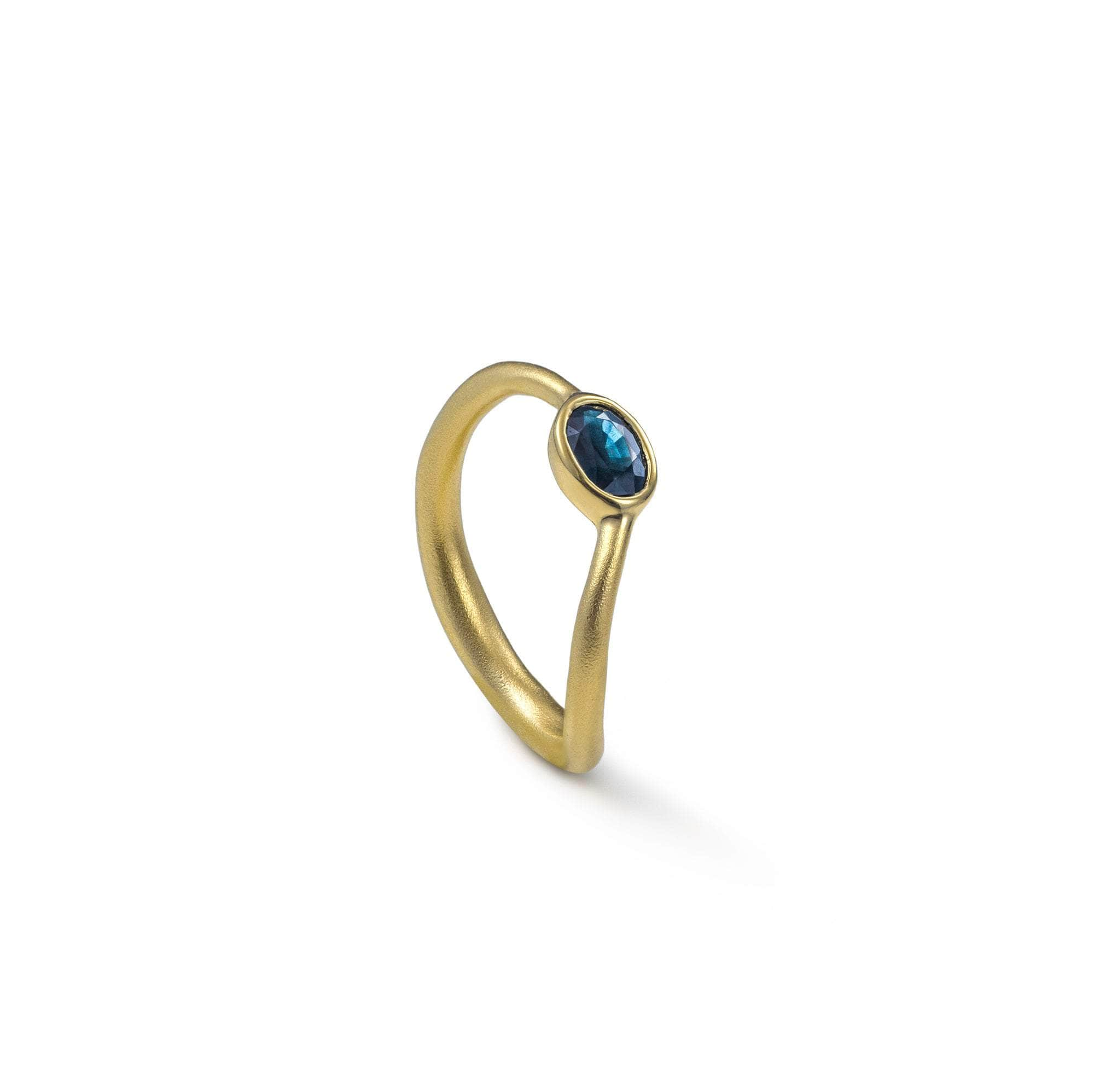 Thao Sapphire Ring (Gold 18K) GERMAN KABIRSKI