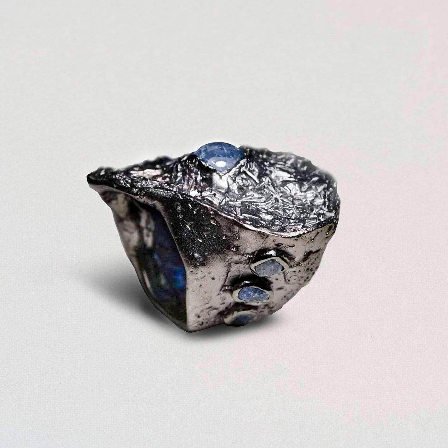 Titania Sapphire Ring GERMAN KABIRSKI