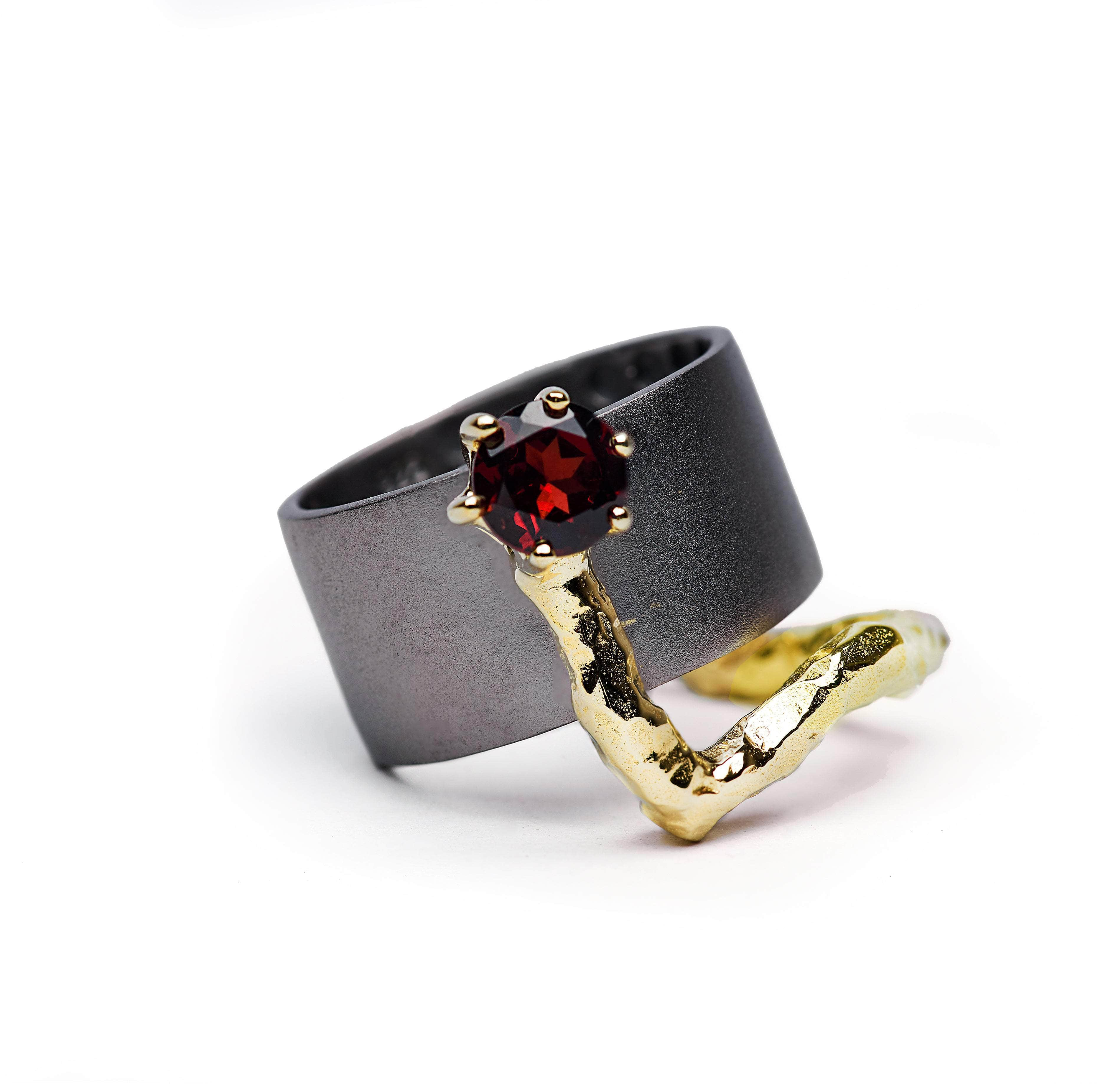 Rowena Garnet Ring GERMAN KABIRSKI