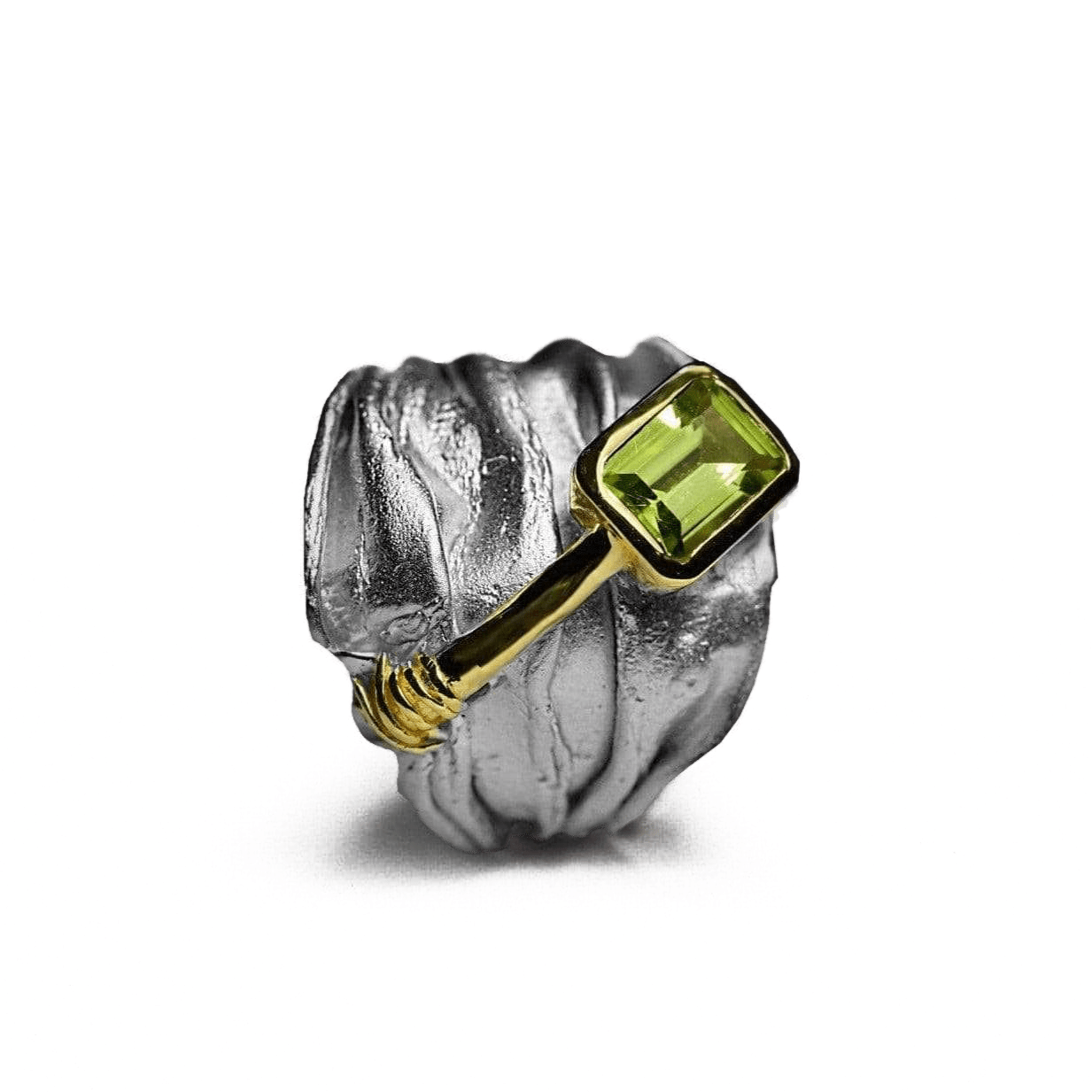 Ethelinda Peridot Ring GERMAN KABIRSKI