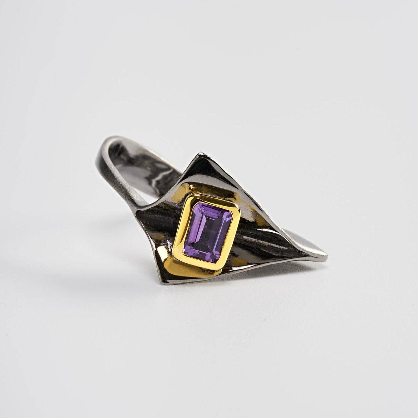 Venefica Amethyst Ring GERMAN KABIRSKI