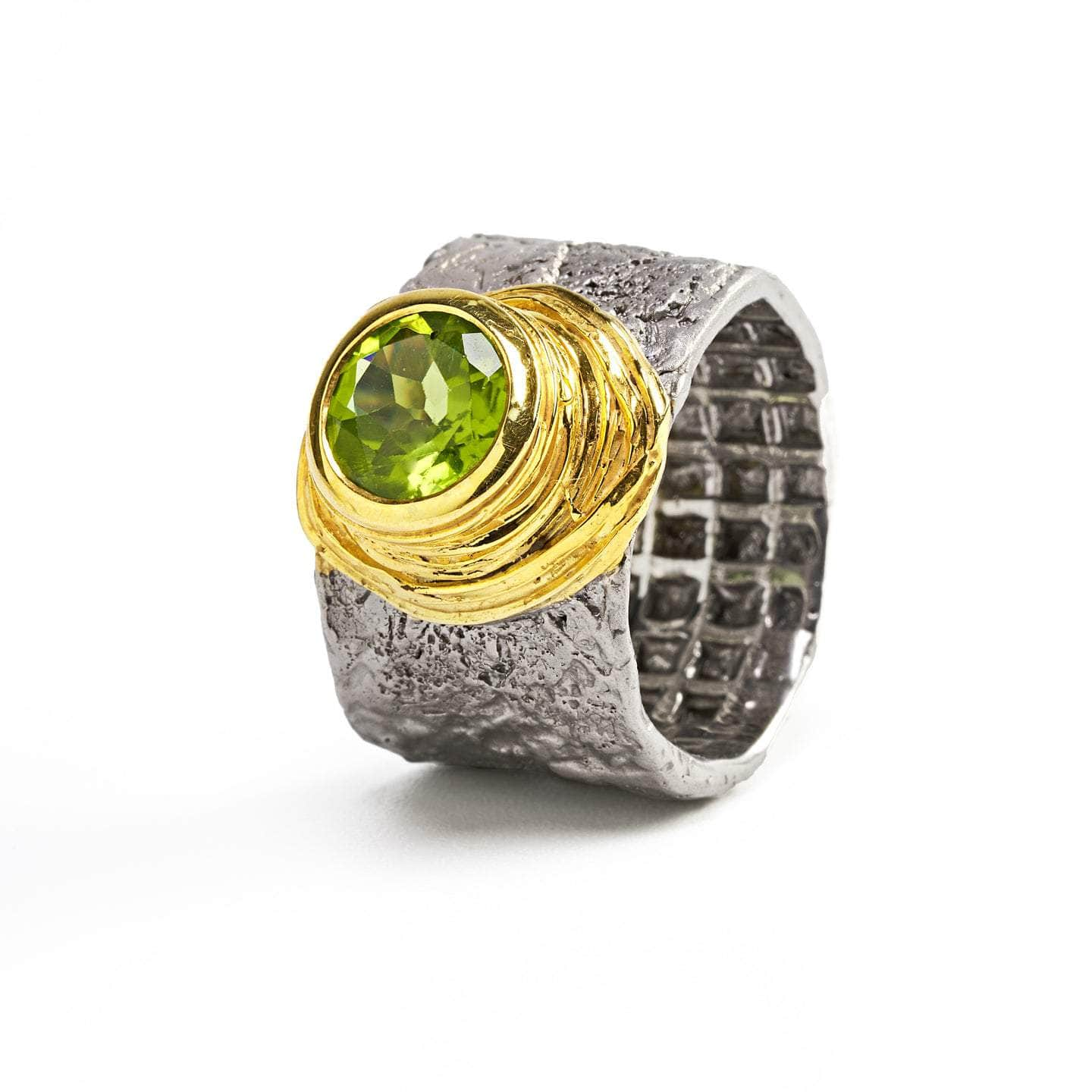 Bansha Peridot Ring GERMAN KABIRSKI