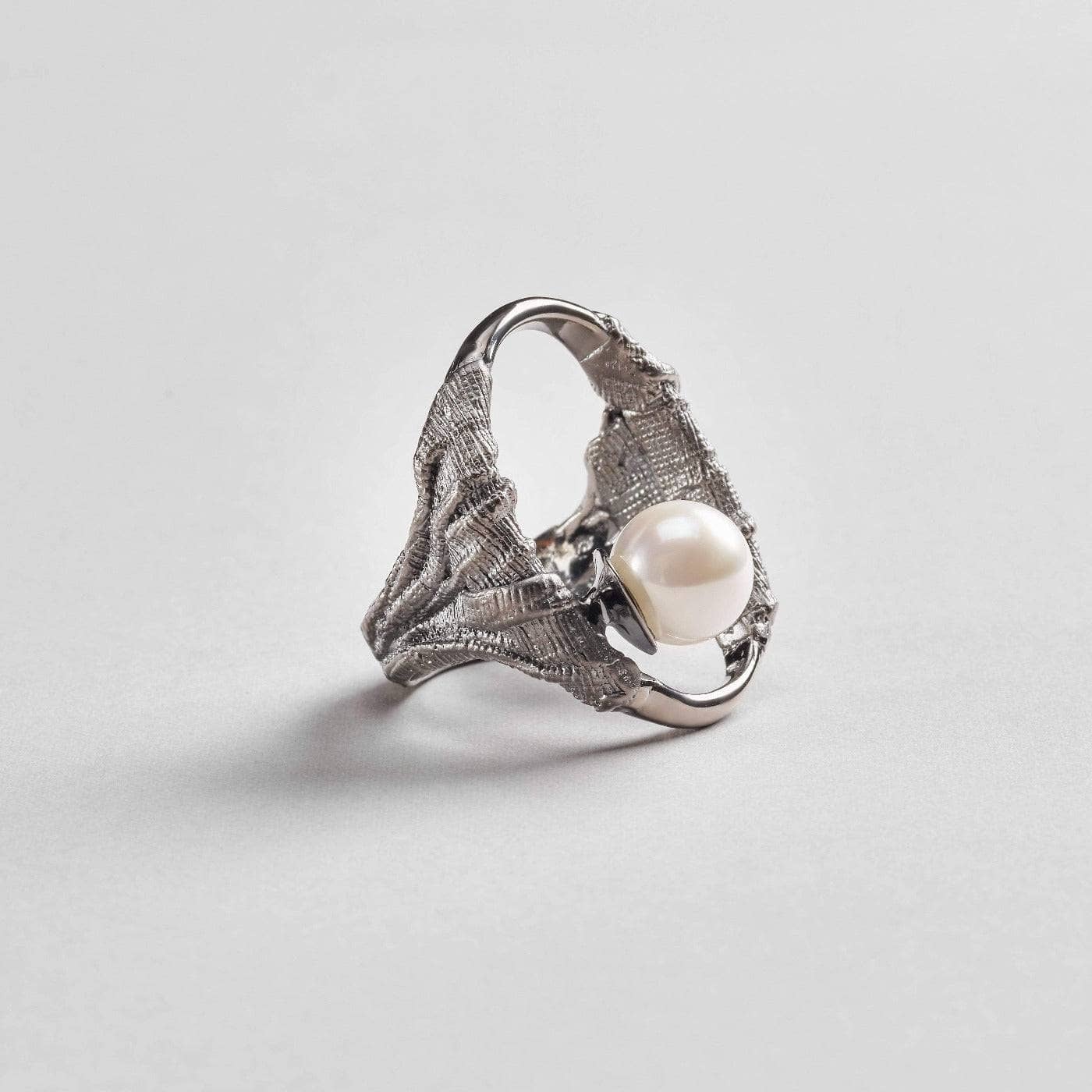 Aecora Pearl Ring GERMAN KABIRSKI