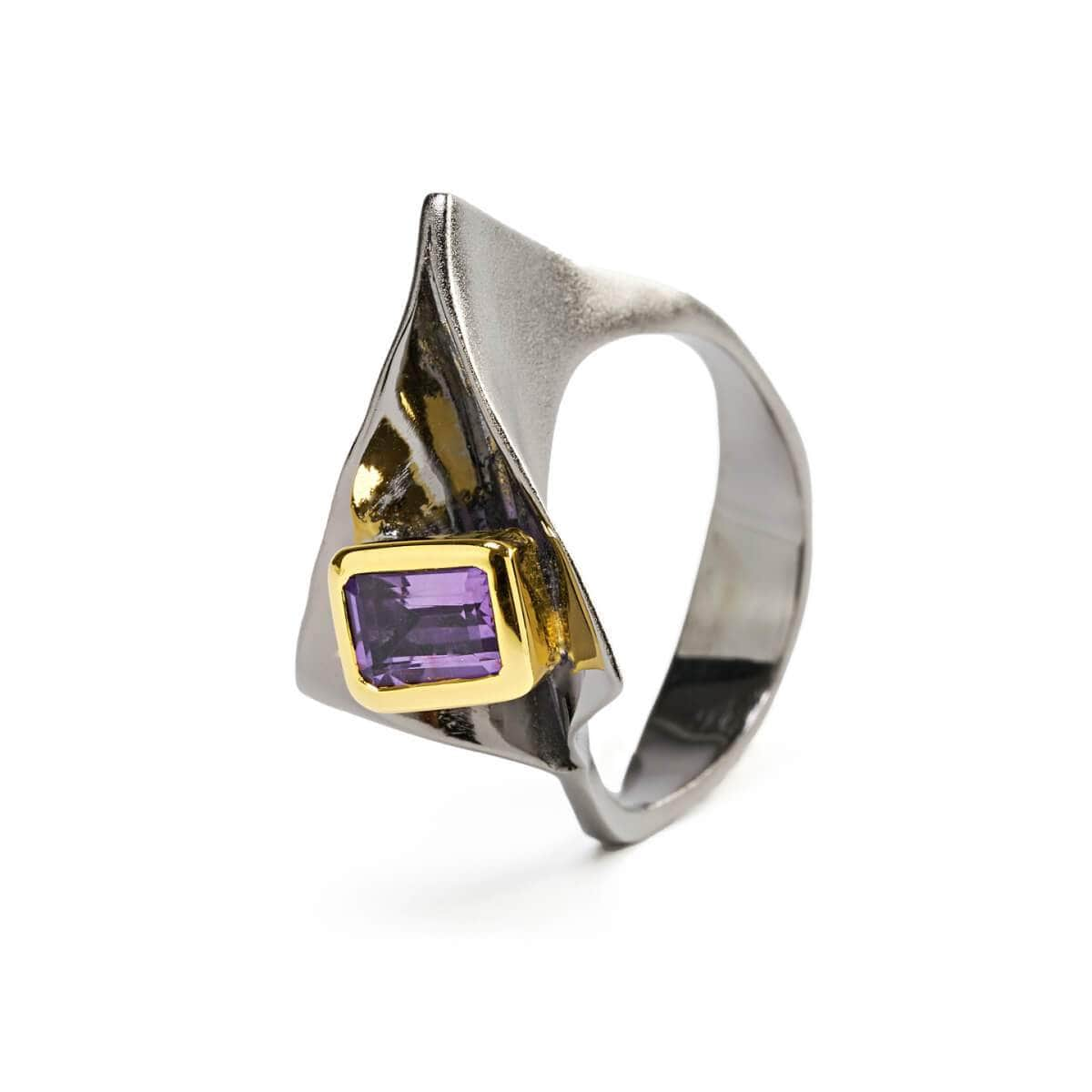 Venefica Amethyst Ring GERMAN KABIRSKI