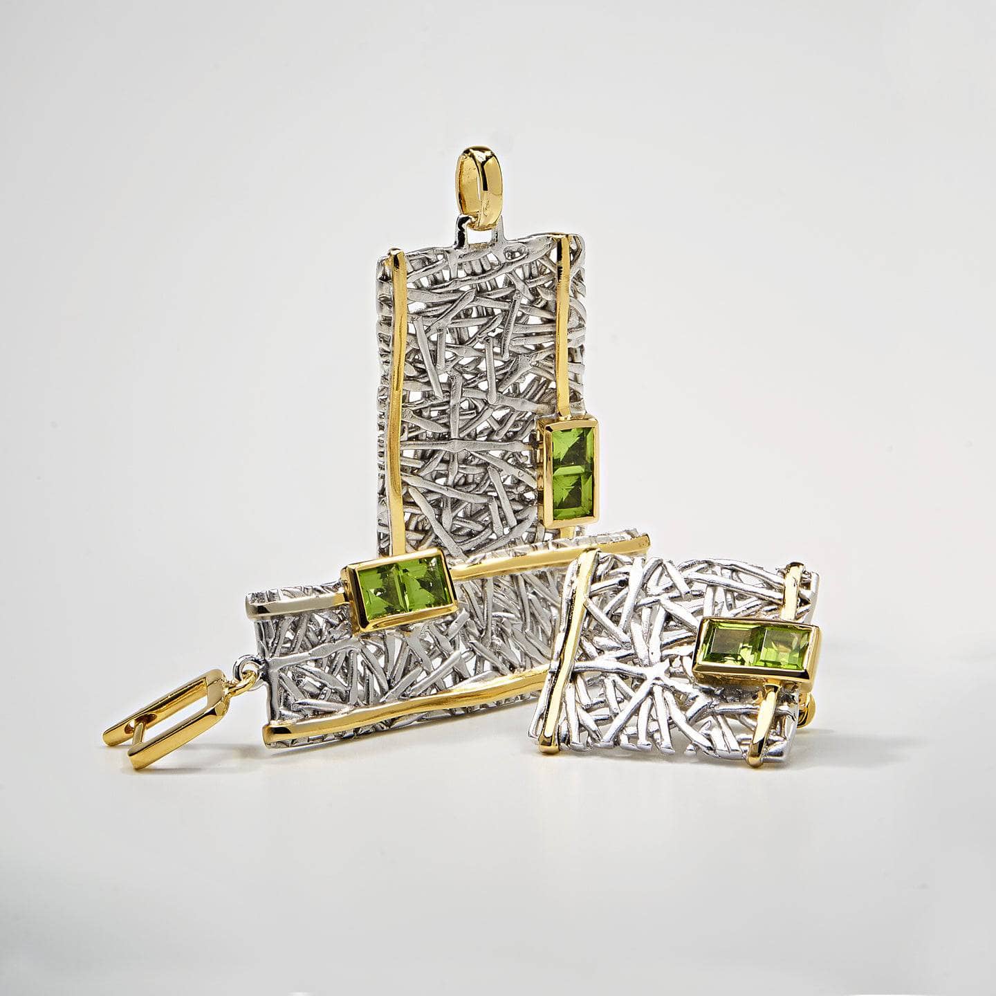 Verina Peridot Earrings GERMAN KABIRSKI