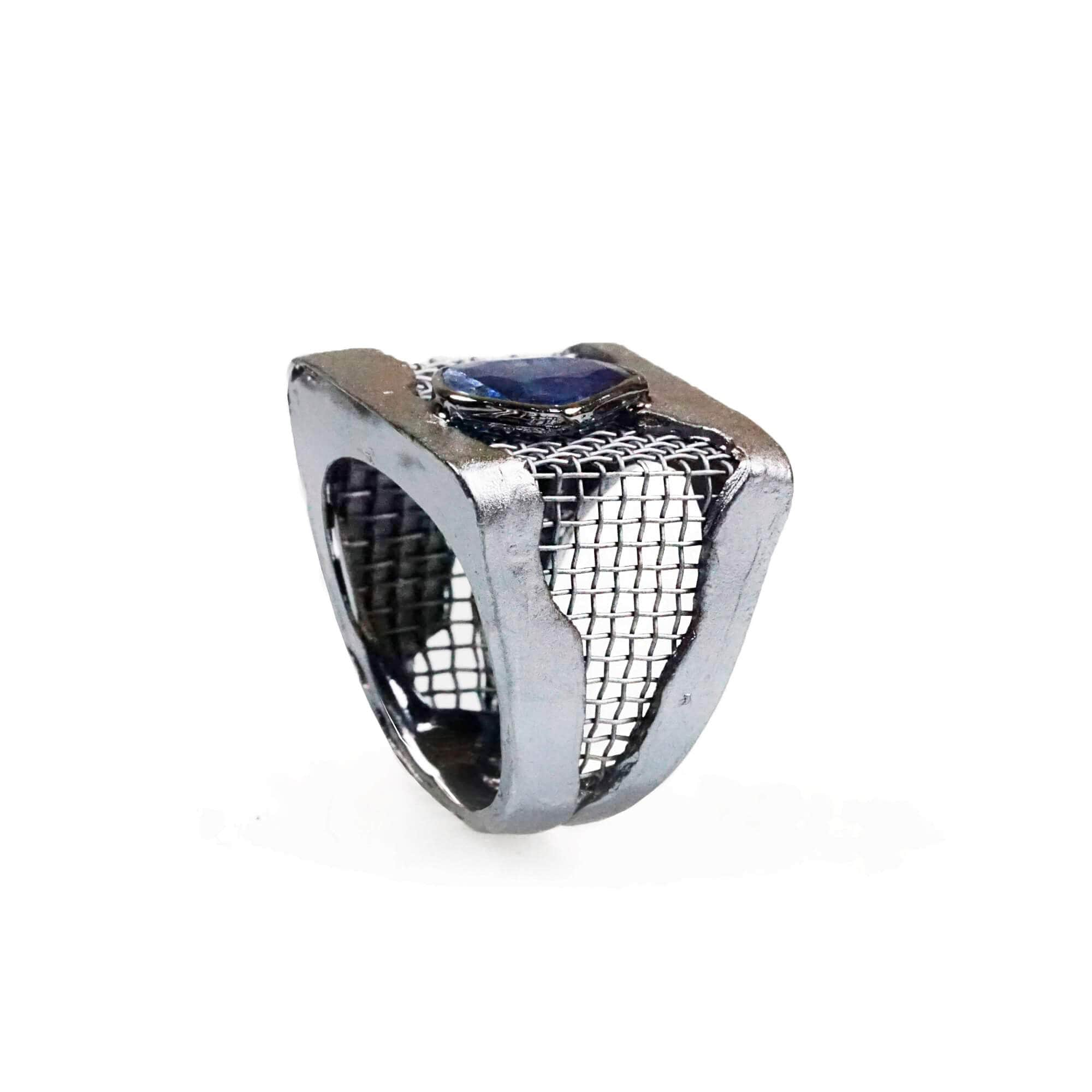 Reillis Blue Sapphire Ring GERMAN KABIRSKI